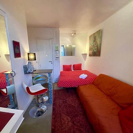 Studio Chic Paris Tour Eiffel Near Eiffel Tower 7Th Floor Exterior photo