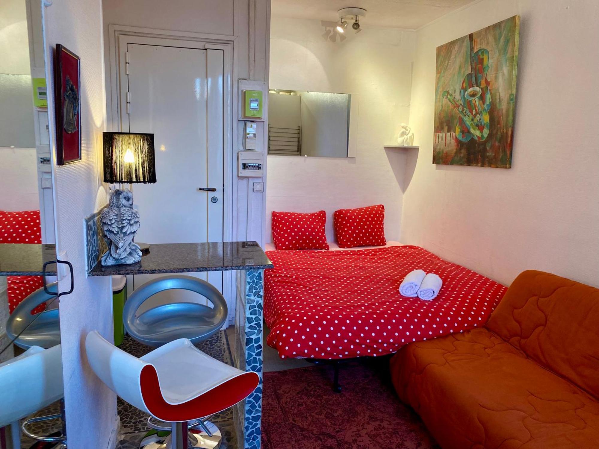 Studio Chic Paris Tour Eiffel Near Eiffel Tower 7Th Floor Exterior photo